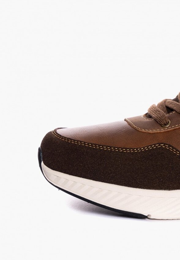 Кроссовки Pulse