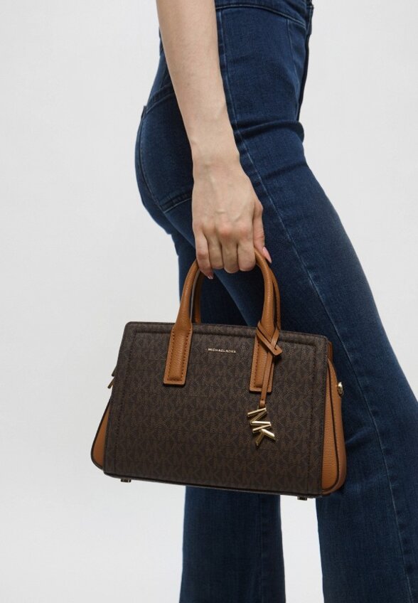 Сумка и брелок Michael Michael Kors