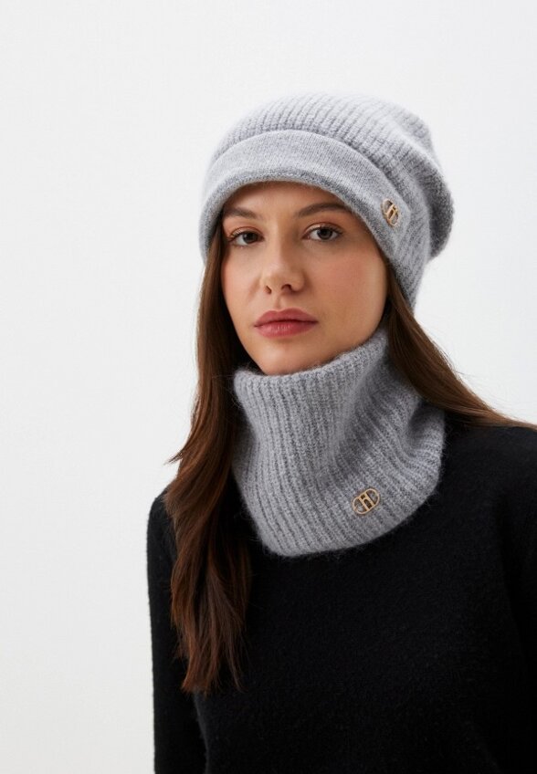 Шапка и снуд Havvs