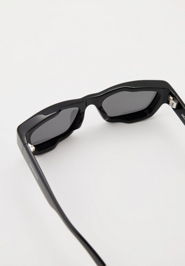 Очки солнцезащитные Jacquemus