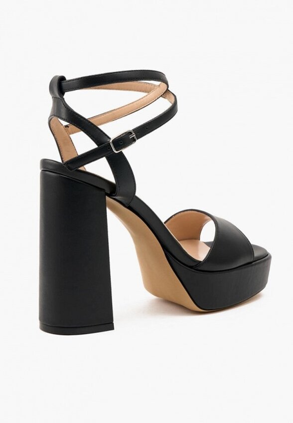 Босоножки Mysa