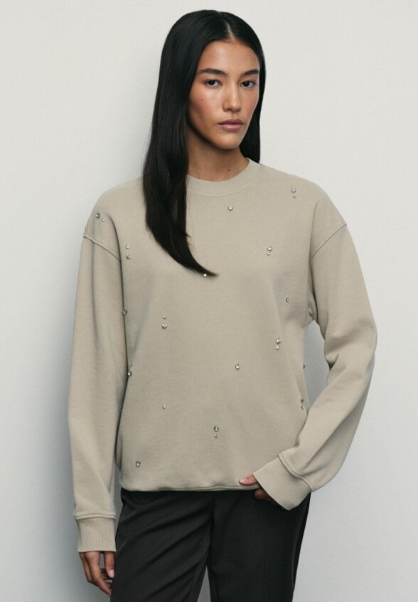 Свитшот Zarina