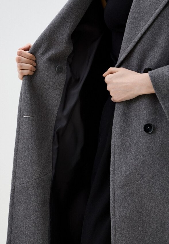 Пальто двубортное Almarosa