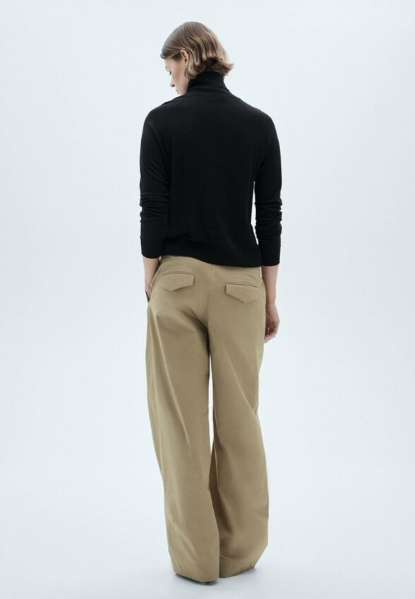 Водолазка Mango