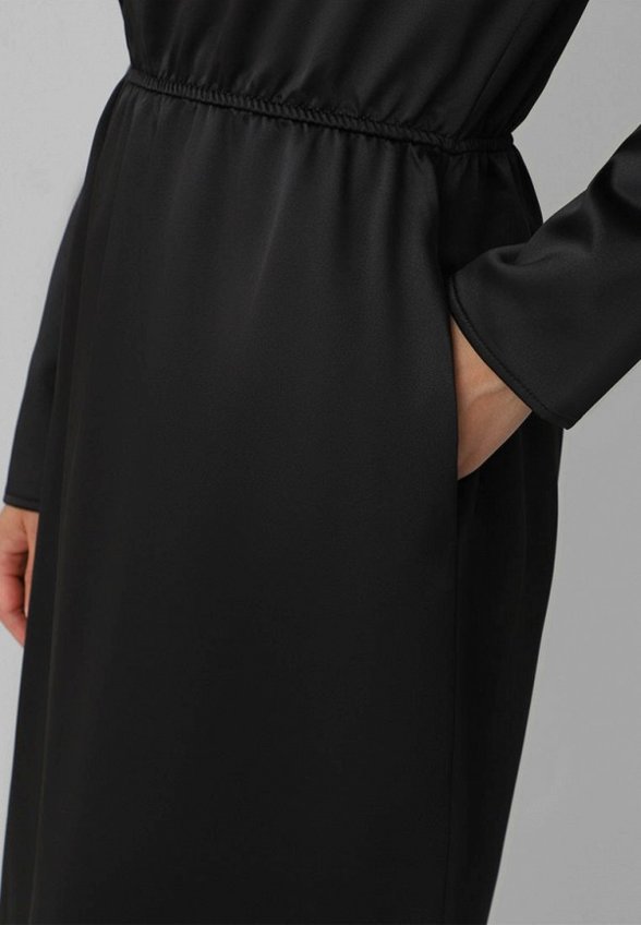 Платье Nominee