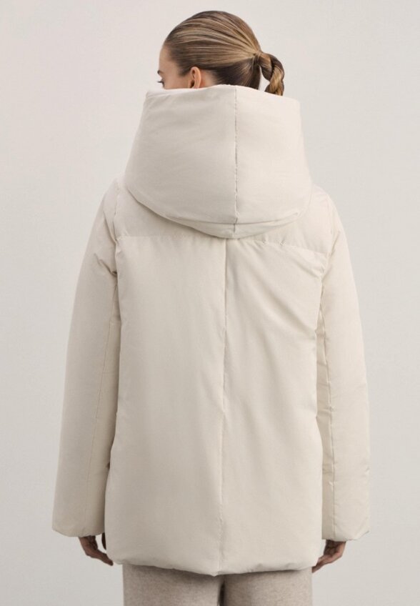 Пуховик Zarina