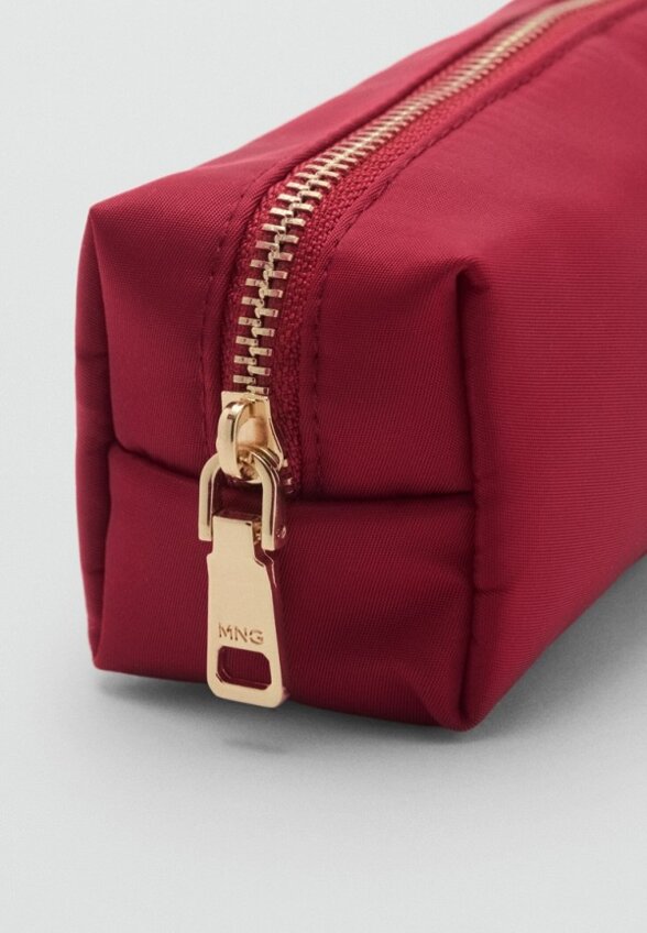 Косметичка Mango