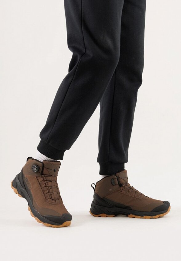 Кроссовки Baasploa