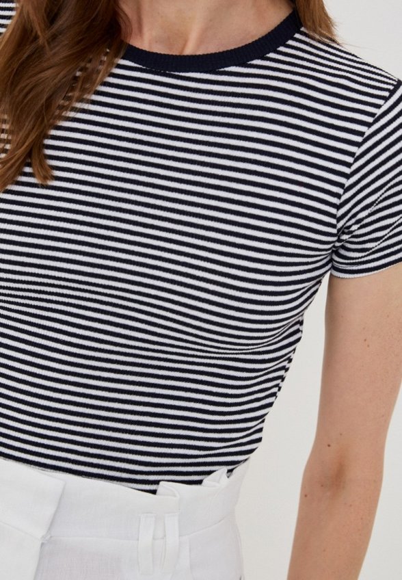 Футболка Trendyol