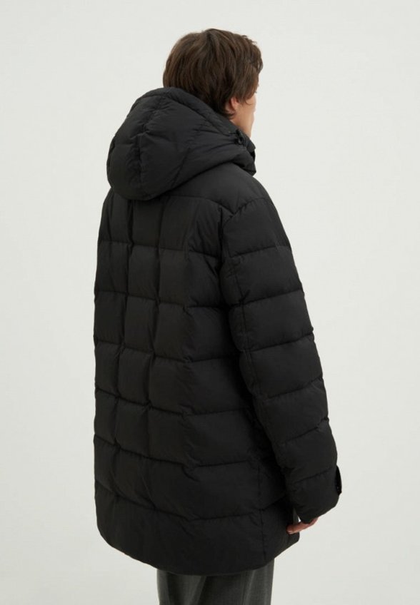 Пуховик Finn Flare