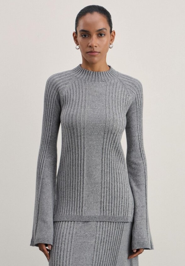 Джемпер Zarina