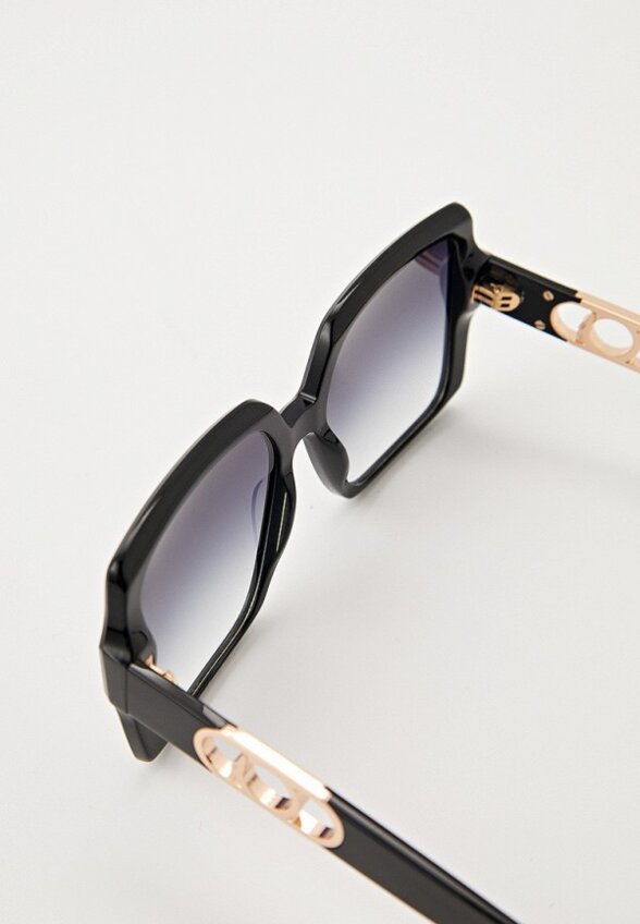 Очки солнцезащитные Trussardi