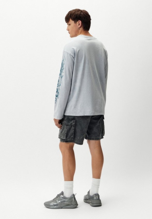 Лонгслив Mademan