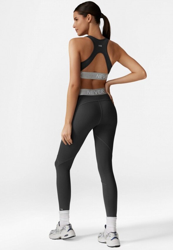 Топ спортивный Neverlate