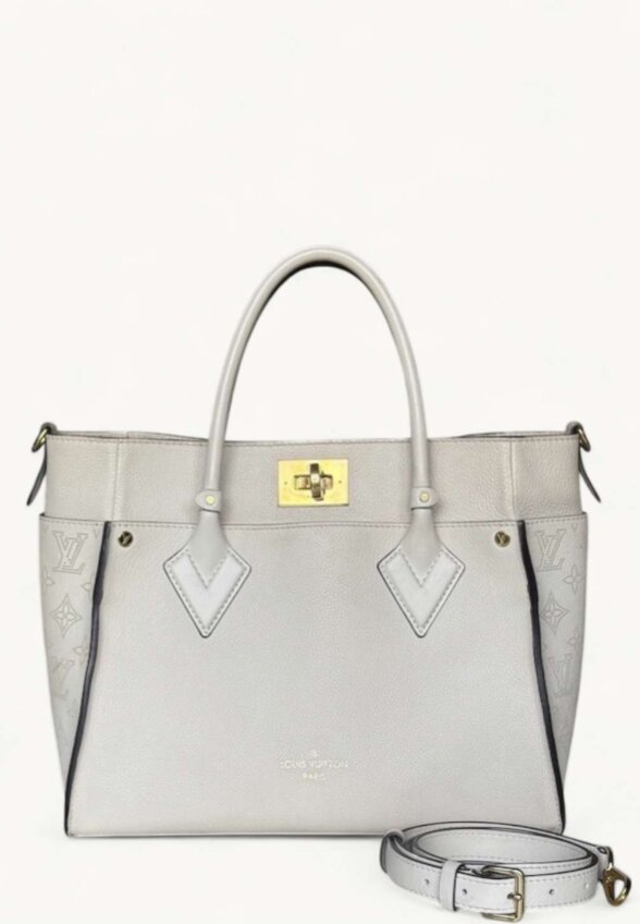 Louis Vuitton On My Side