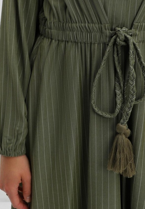 Платье Nominee