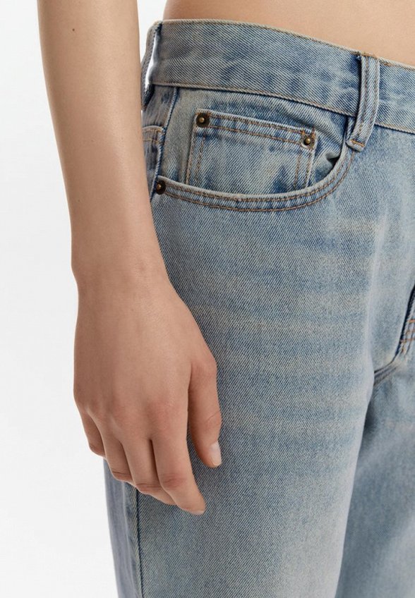 Джинсы Love Republic