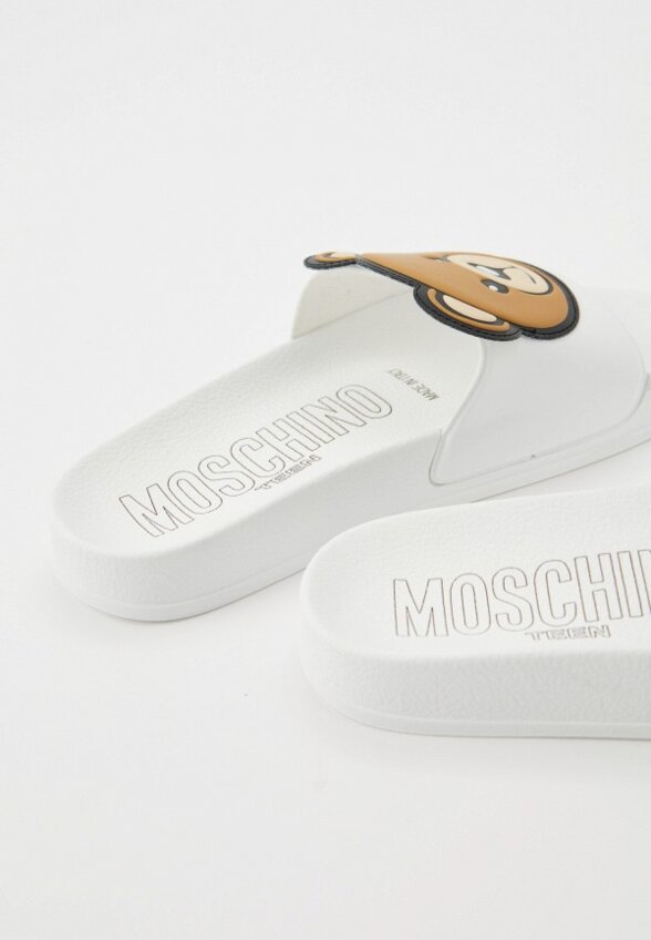 Сланцы Moschino
