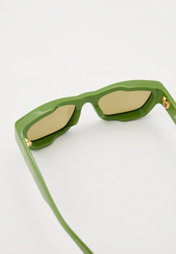 Очки солнцезащитные Jacquemus