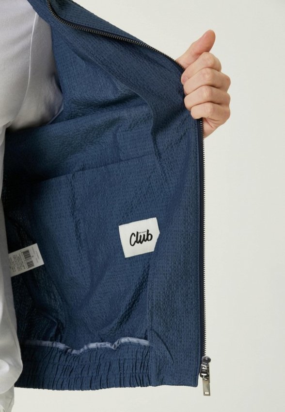 Ветровка Club