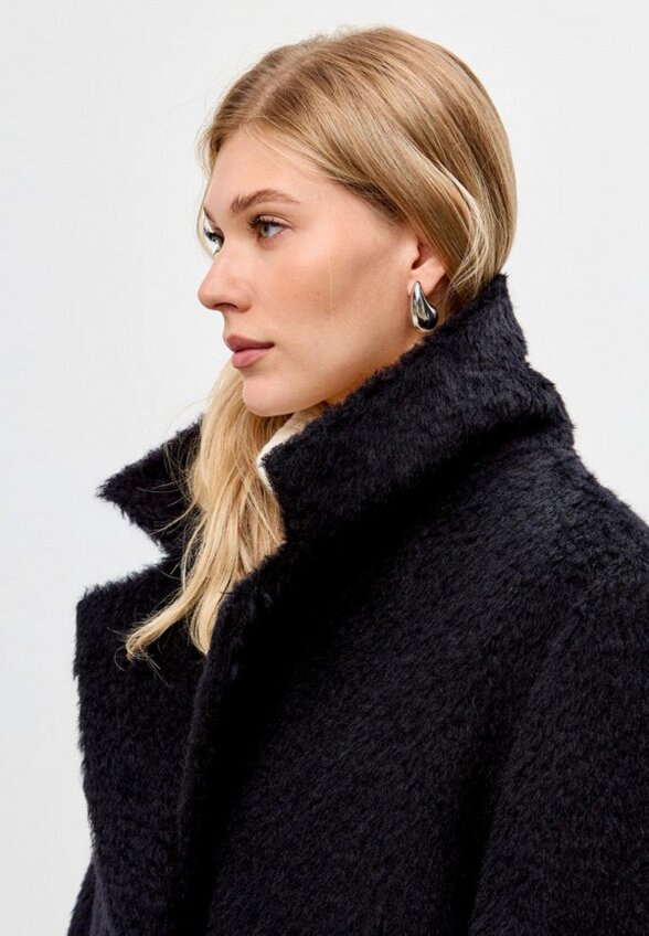 Пальто двубортное Rozhkova