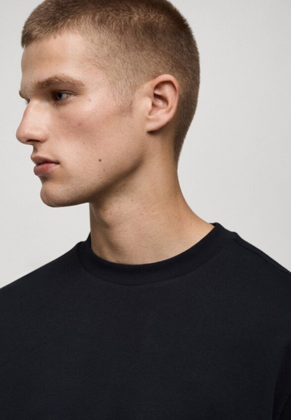 Лонгслив Mango Man