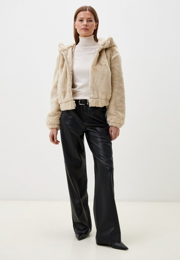 Бомбер меховой Terranova