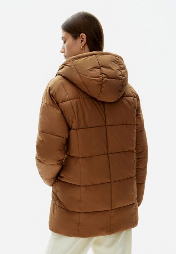 Пуховик Finn Flare