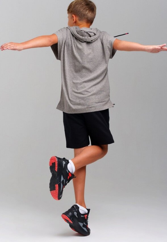 Футболка и шорты PlayToday