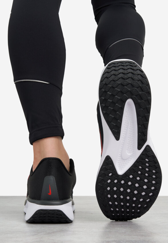 Кроссовки мужские Nike Quest 6, Черный