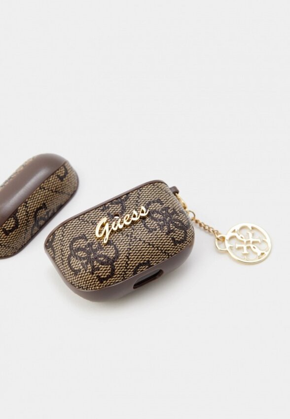 Чехол для наушников Guess