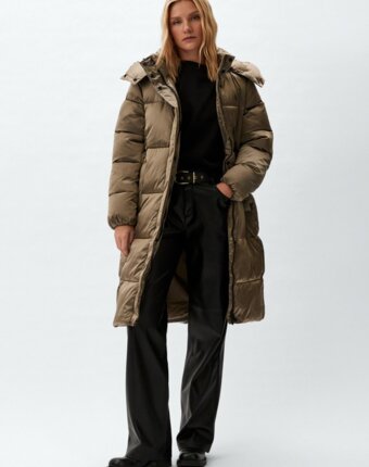 Куртка утепленная Calvin Klein Jeans женщинам