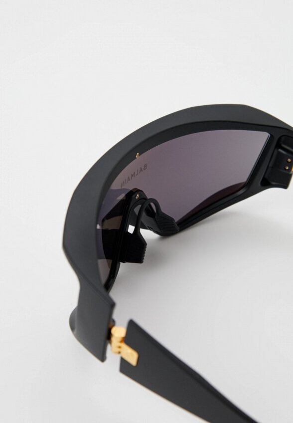 Очки солнцезащитные Balmain