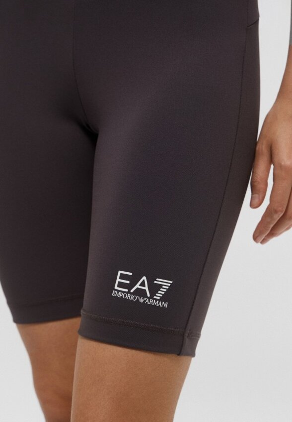 Шорты спортивные EA7