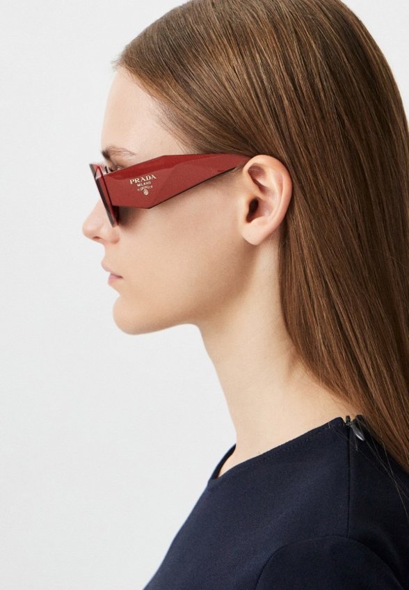 Очки солнцезащитные Prada