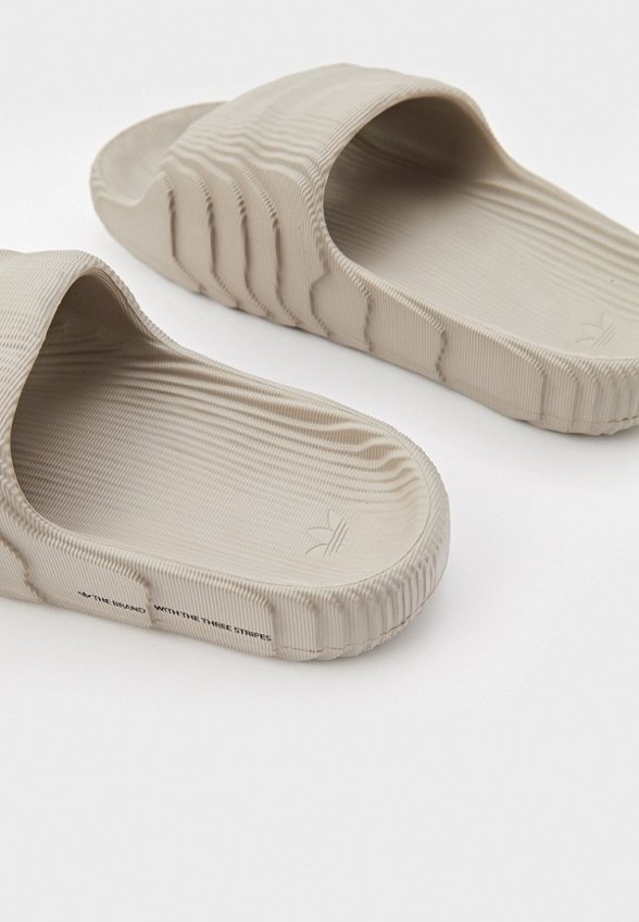 Сланцы adidas Originals