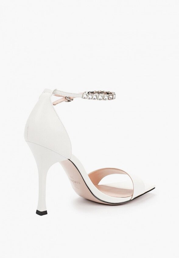 Босоножки Basconi