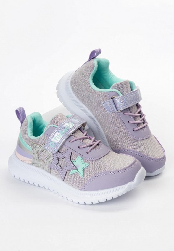 Кроссовки Tikkago