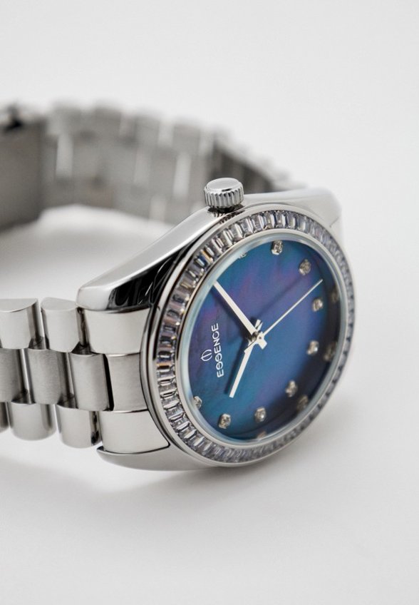 Часы Essence