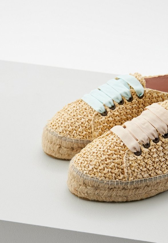 Эспадрильи Manebi