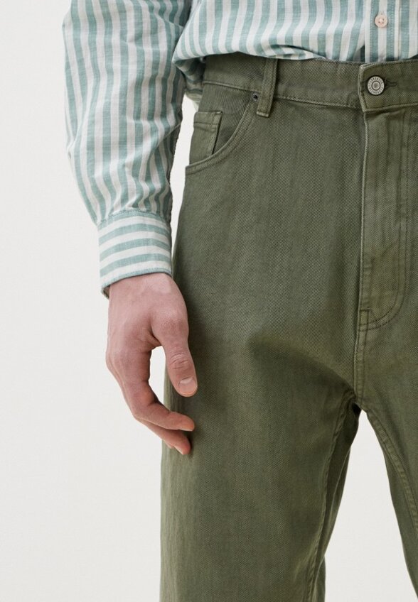 Джинсы Terranova