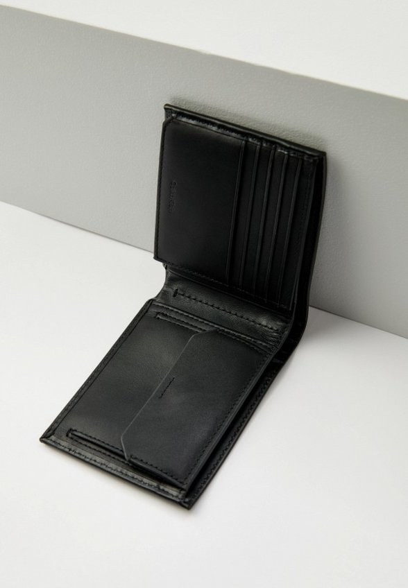 Кошелек Calvin Klein