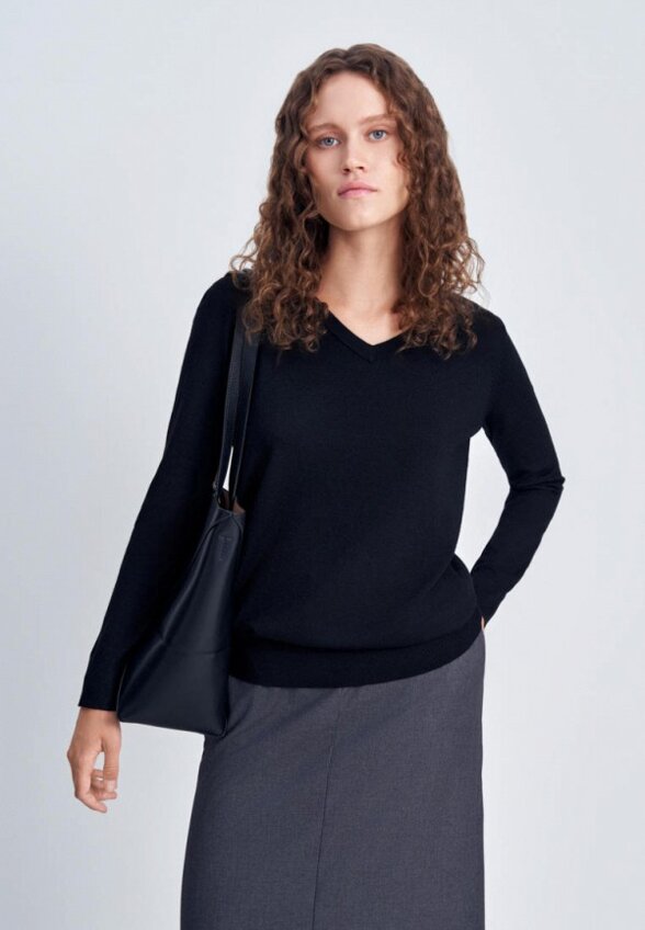 Пуловер Finn Flare