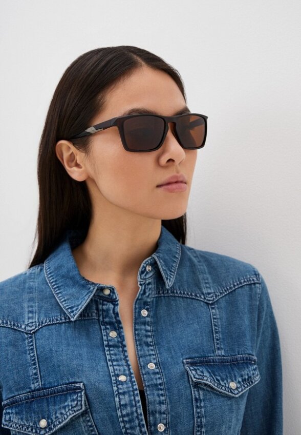 Очки солнцезащитные Brenda