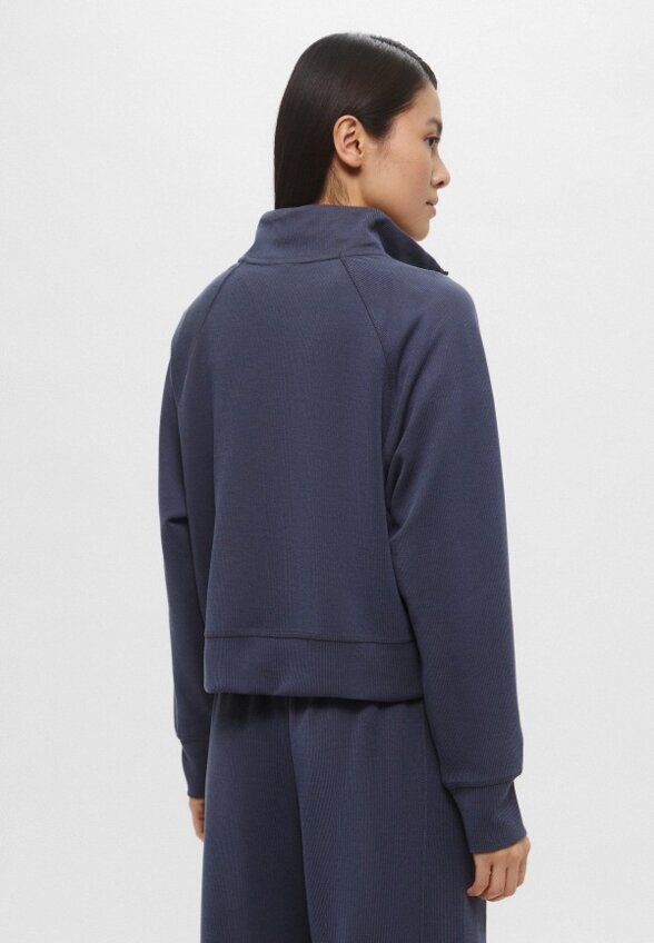 Олимпийка DKNY