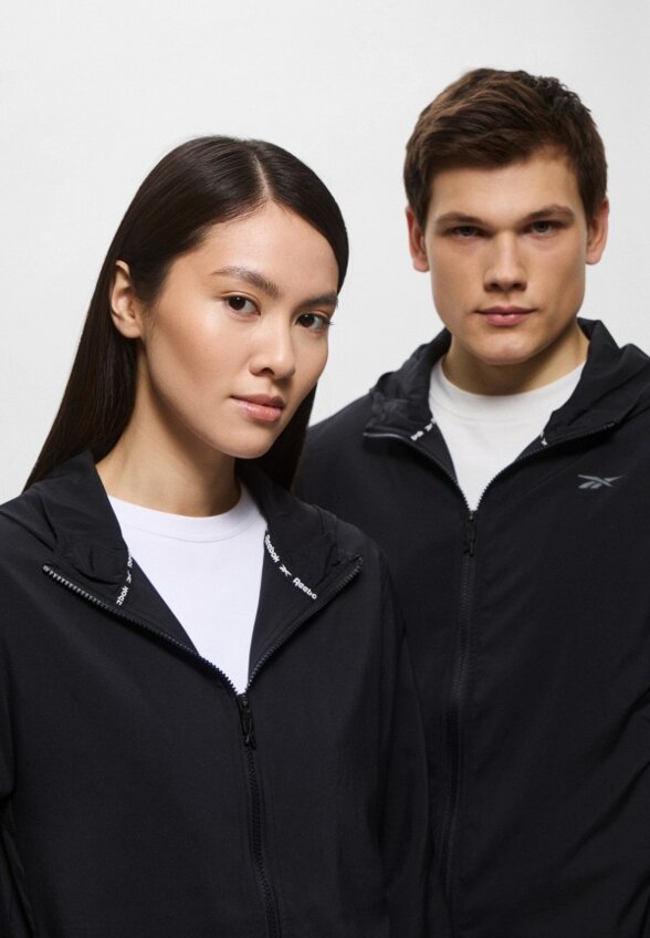Ветровка Reebok