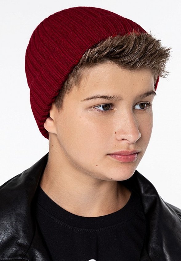 Шапка Nikastyle