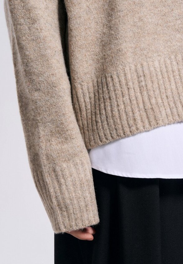 Пуловер Твое