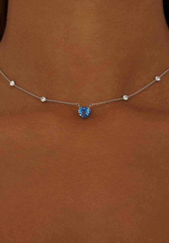 Колье с голубым сердцем из серебра MIE