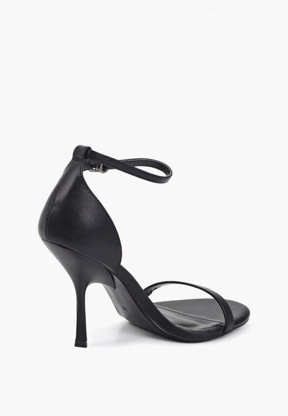 Босоножки Betsy